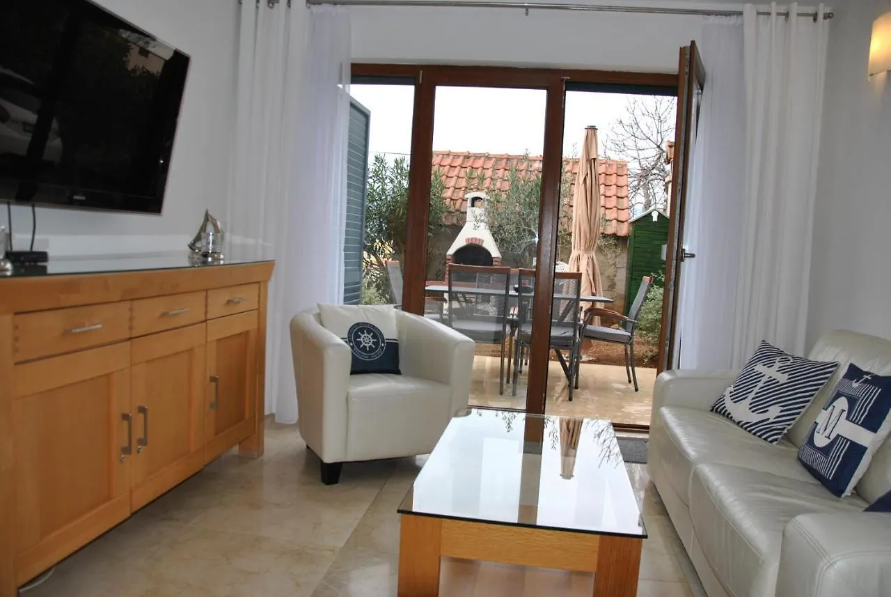 Apartment Relax Villa Salena Slatine