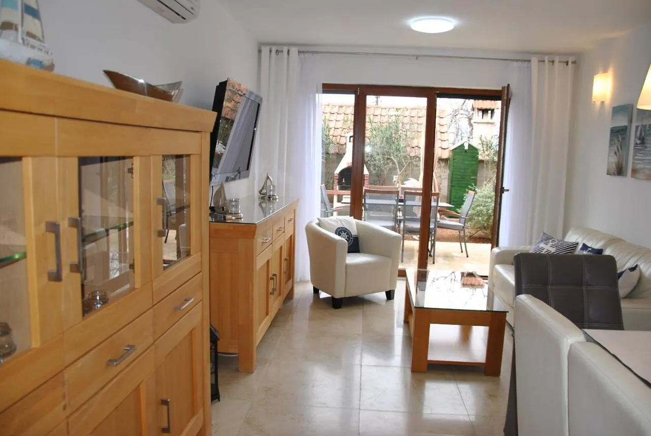 Apartment Relax Villa Salena Slatine
