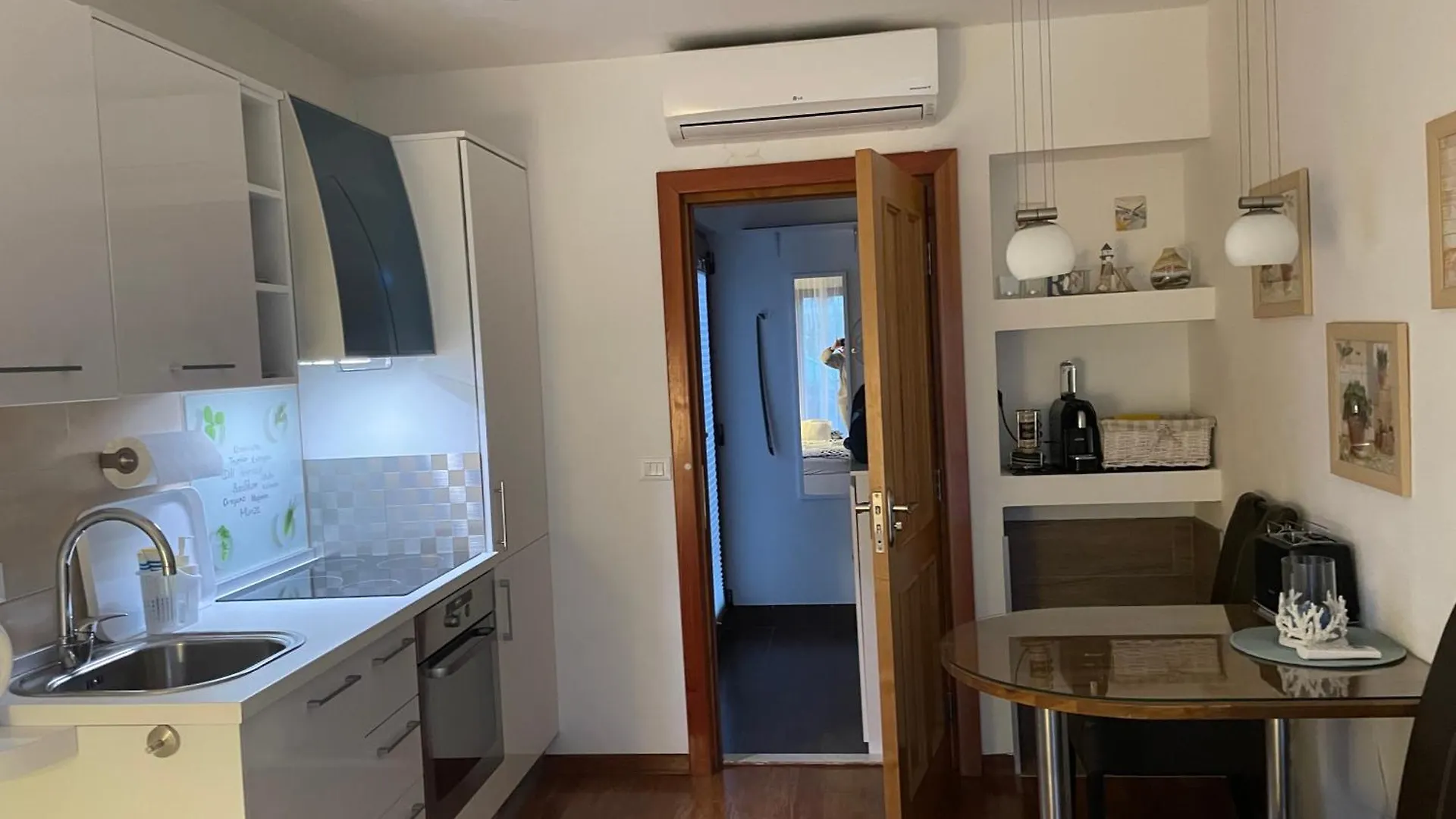 Apartment Relax Villa Salena سلاتين 0*,  كرواتيا